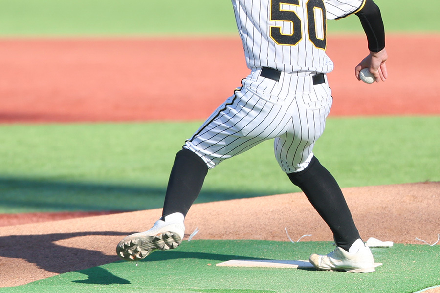 【少年野球ダイジェスト】制球難の原因「体重移動のブレ」を可視化する、“線1本”でできる練習法（’25 11/19）