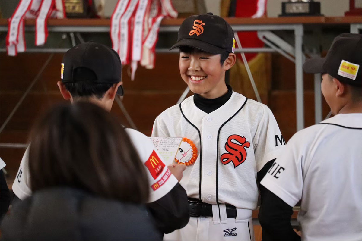 試合中に選手へ声を掛ける林監督