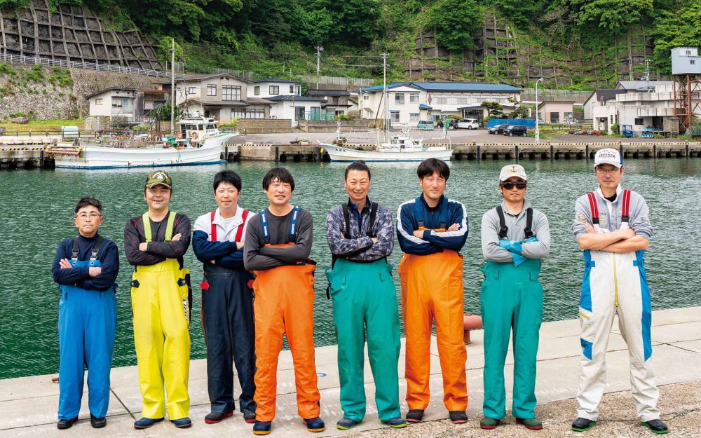 秋田・白神山地で地元産赤ワインとブランドサーモンに酔いしれる