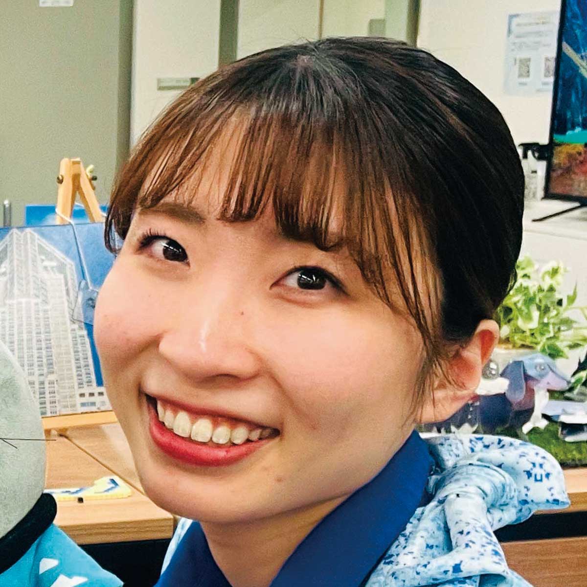 廣戸 綾乃 写真