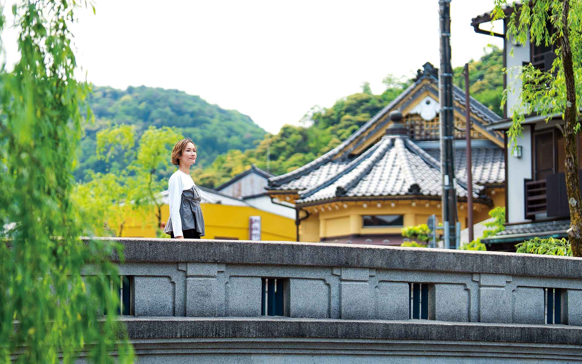 兵庫・豊岡　開湯1300年の城崎温泉で過ごす澄んだ癒やし時間