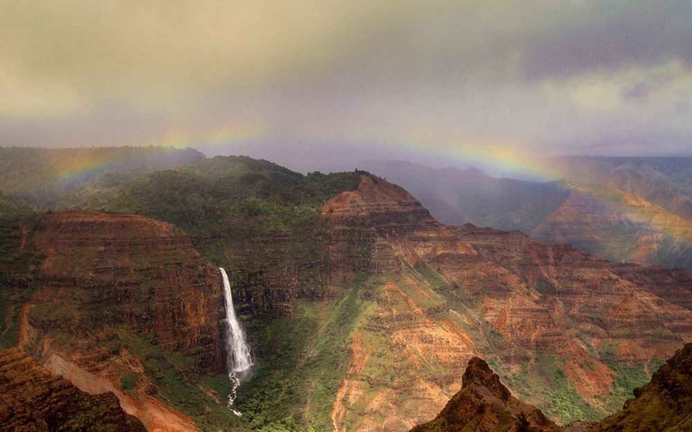 富裕層が移り住むカウアイ島　ザッカーバーグも購入した“ハワイ最後の楽園”の今