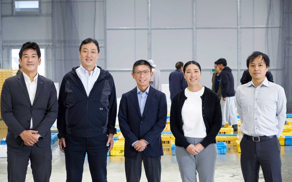 アオリイカの目がまだ青いうちに…水揚げから8時間　能登の鮮魚が東京の店頭に並ぶ記事写真