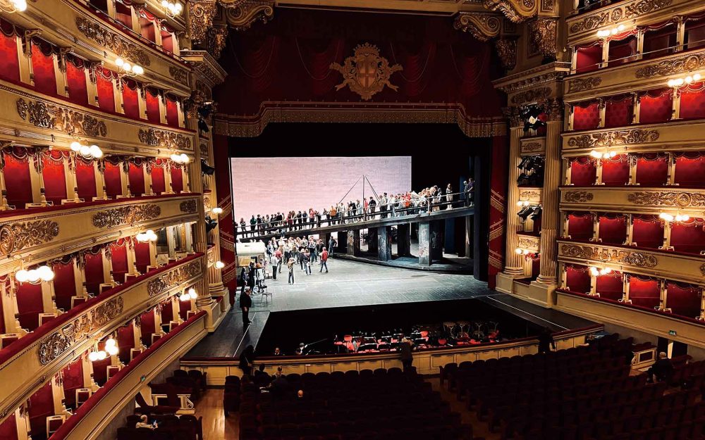 ミラノ・スカラ座で私は「もっと大きな舞台を夢見ていい」と知った　脚本家・西条みつとし記事写真