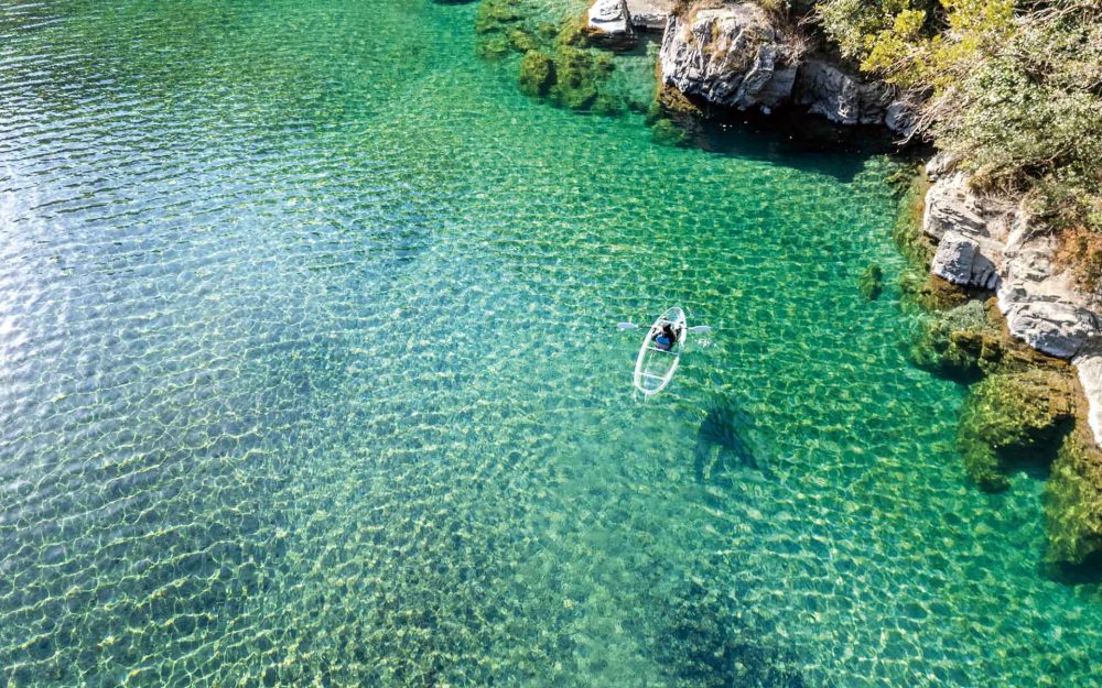 仁淀ブルーに癒やされて　土佐の海で知る高知の本当の贅沢