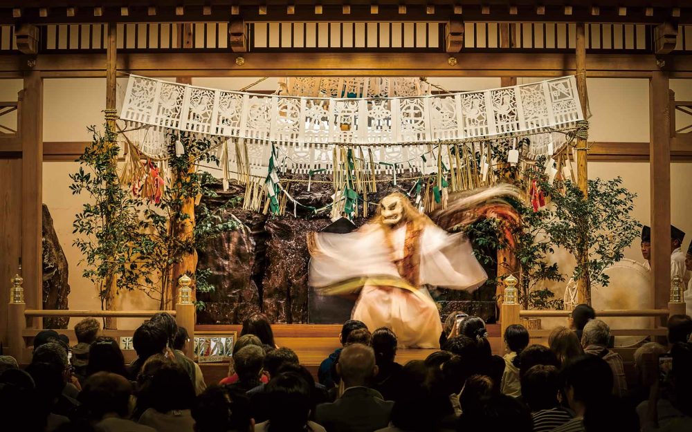 神話のあとに訪れたい、高千穂峡という静寂の聖地記事写真
