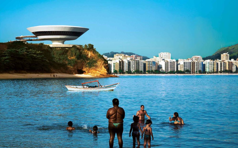 ブラジルという不思議の国　地球の裏側で出会った幸福の風景記事写真