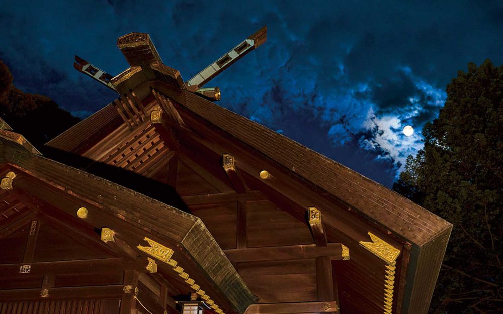 東京・世田谷に佇む用賀神社　日常に祈りの習慣を持つ記事写真