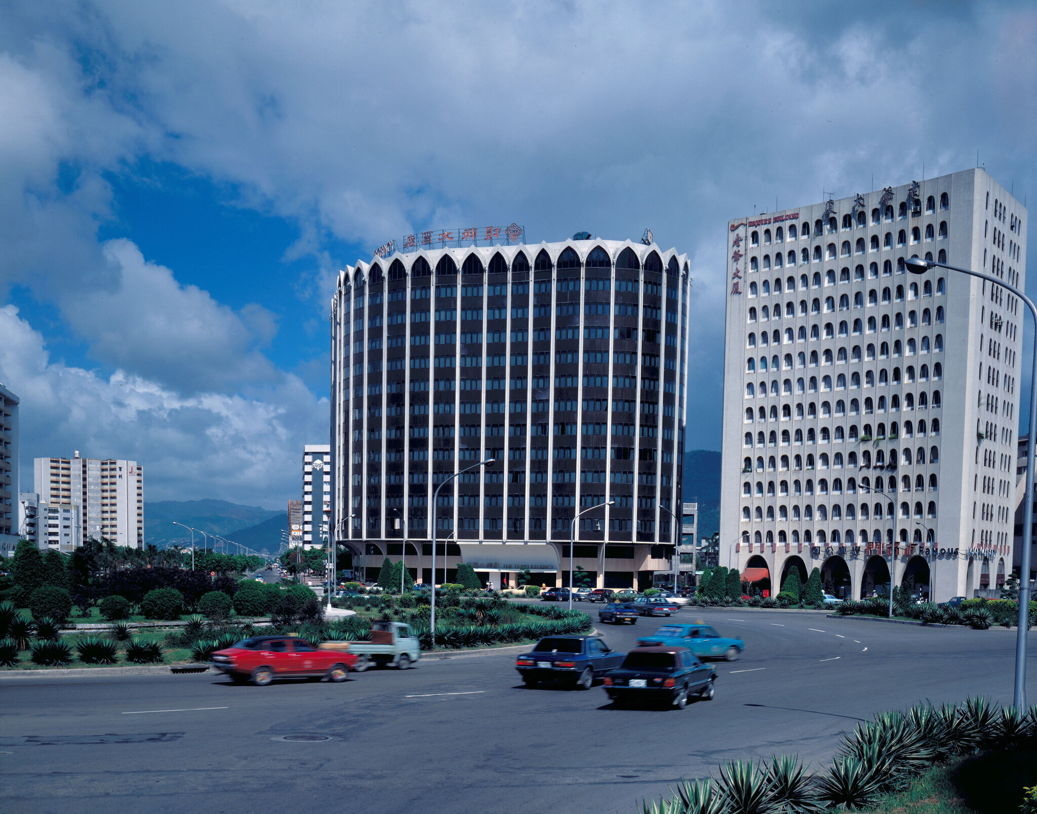 台北市最出色的大廈- 台灣光華雜誌