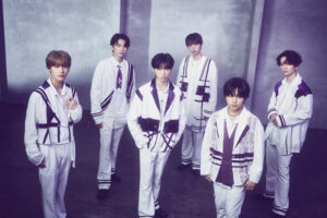 Lienel kimito サイン入りパネル Lienel】11/1(水)シングル『kimito』豪華店頭キャンペーン決定！！