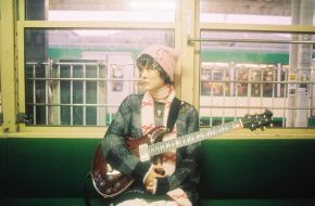 【MEI SEMONES】＜タワーレコード渋谷店30周年記念イベント＞来日記念ミニライブ &サイン会