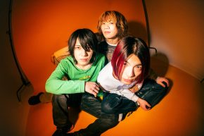 【redmarker】 『FROM DANCE FLOOR WITH LUV』発売記念ミニライブ&特典会