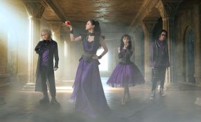 【LIV MOON】「The Land of Spirits」 発売記念トーク＆サイン会