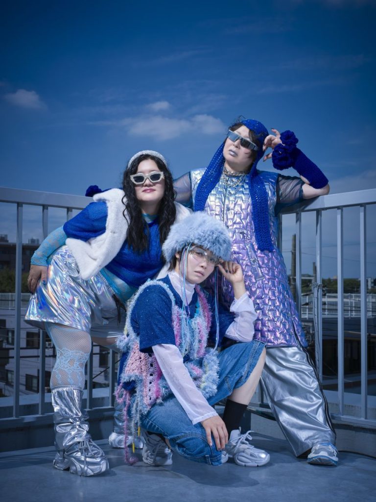 MyM】『WARAOZE』発売記念サイン会 – TowerRecords Shibuya