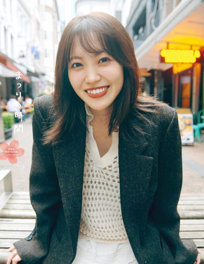 松田里奈】櫻坂46 松田里奈1st写真集『まつりの時間』 発売記念パネル