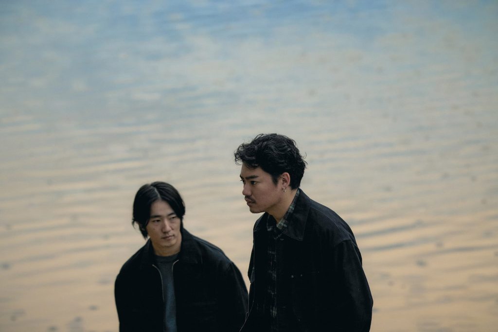 The fin. 】「Somewhere Between」発売記念直筆サイン入りA2ポスター