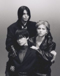 【LET ME KNOW】1st FULL ALBUM 「Still Romance」発売記念“Still Romance” Special Mini Live