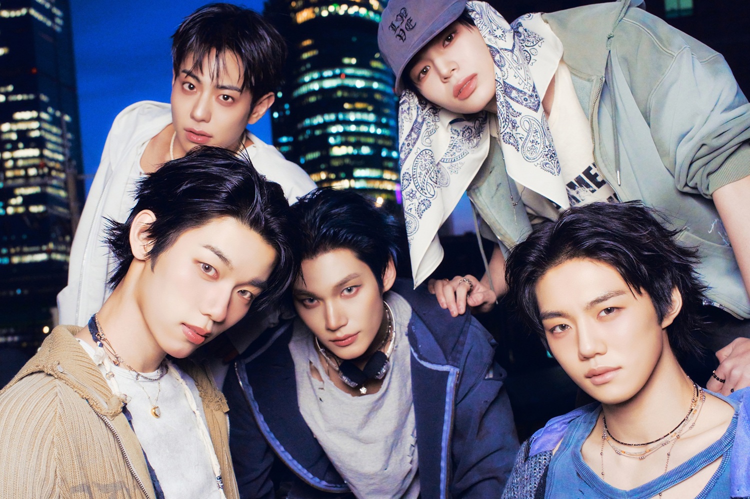 【EVNNE】1st Single [Backtalk] 発売記念タワーレコード限定特典決定！