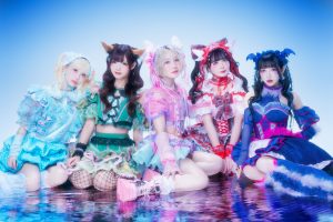 【バンドじゃないもん!MAXX NAKAYOSHI】ミニアルバム「TЯATSИOM （モンスタート）」リリースイベント