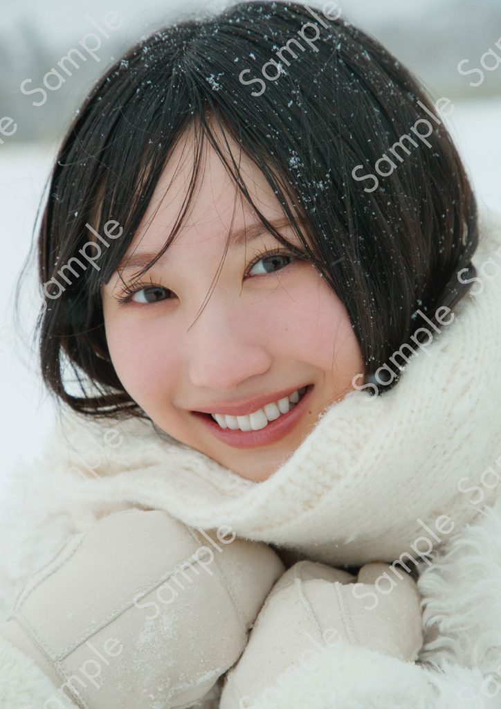 藤嶌果歩】 日向坂46 藤嶌果歩 1st写真集『果実の歩幅』発売記念パネル