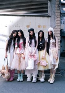 【ILLIT】5th Mini Album ‘BREAK EVEN’発売記念 「ミニトークショー＆メンバー全員サイン会」