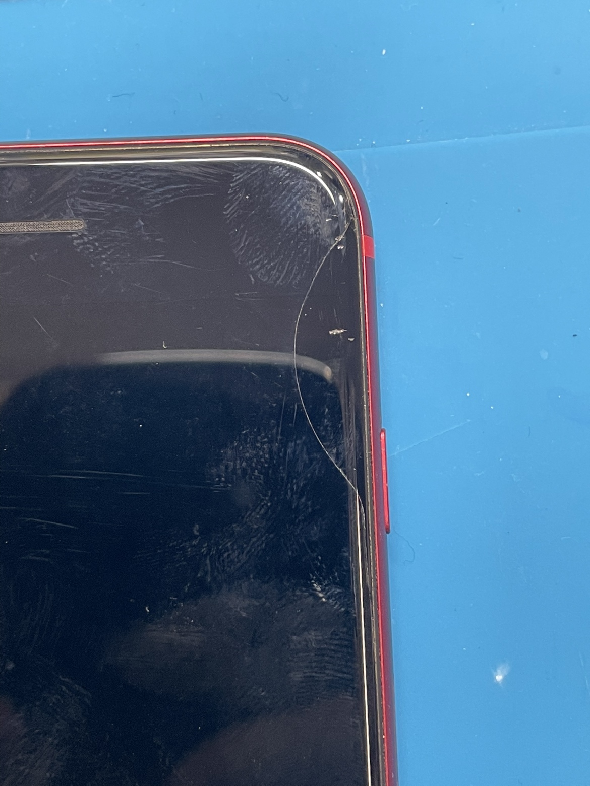 iPhoneSE2 (アイフォンSE 第2世代)の画面交換をさせていただきました！【スマホ修理工房池袋P’パルコ店】