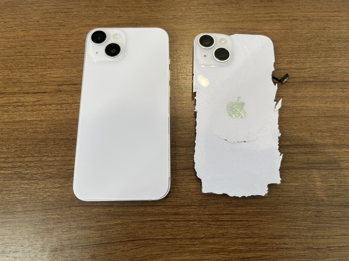 【iPhone 14】バックパネルが割れてしまった。。。