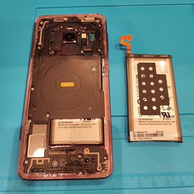 Galaxy S9 のバッテリー交換を行いました！【スマホ修理工房 熊本ゆめタウン光の森店】