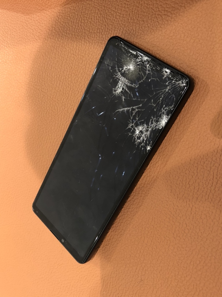 Xperia10Ⅱ(エクスペリア)画面交換修理を承りました!