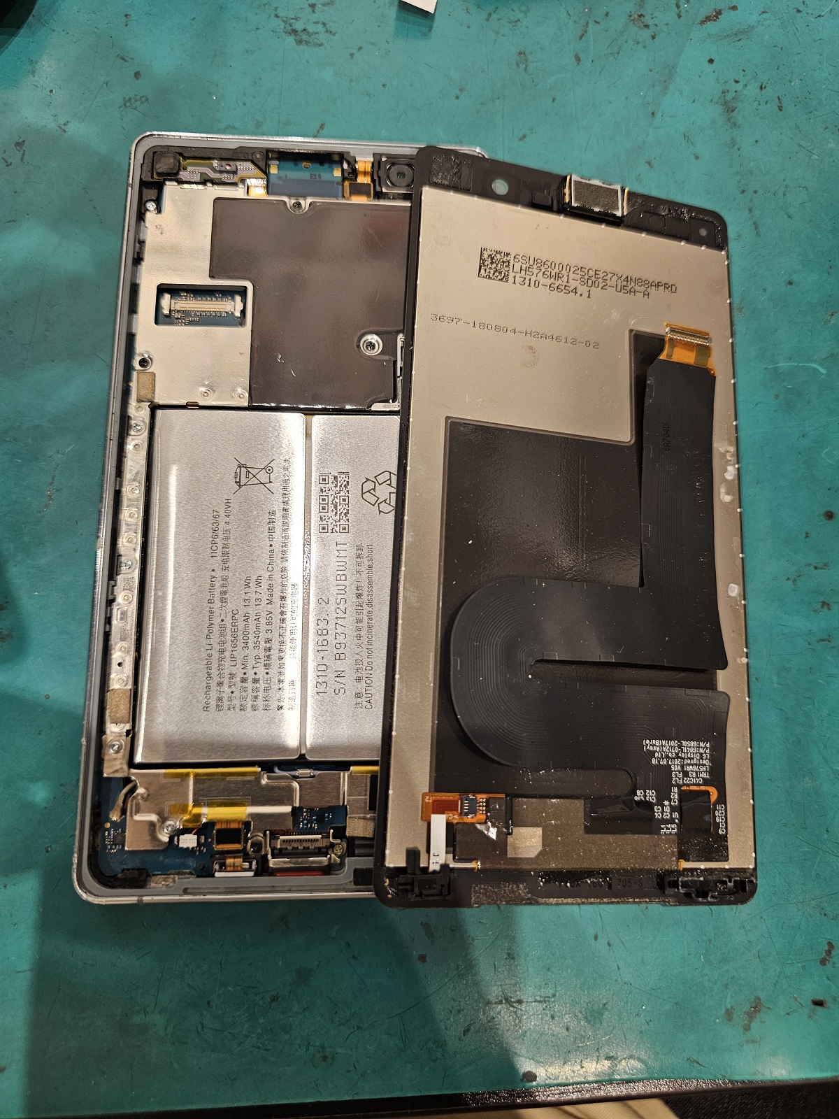 電池が膨らんでしまったXperia修理致しました！！【スマホ修理工房北千住マルイ店】