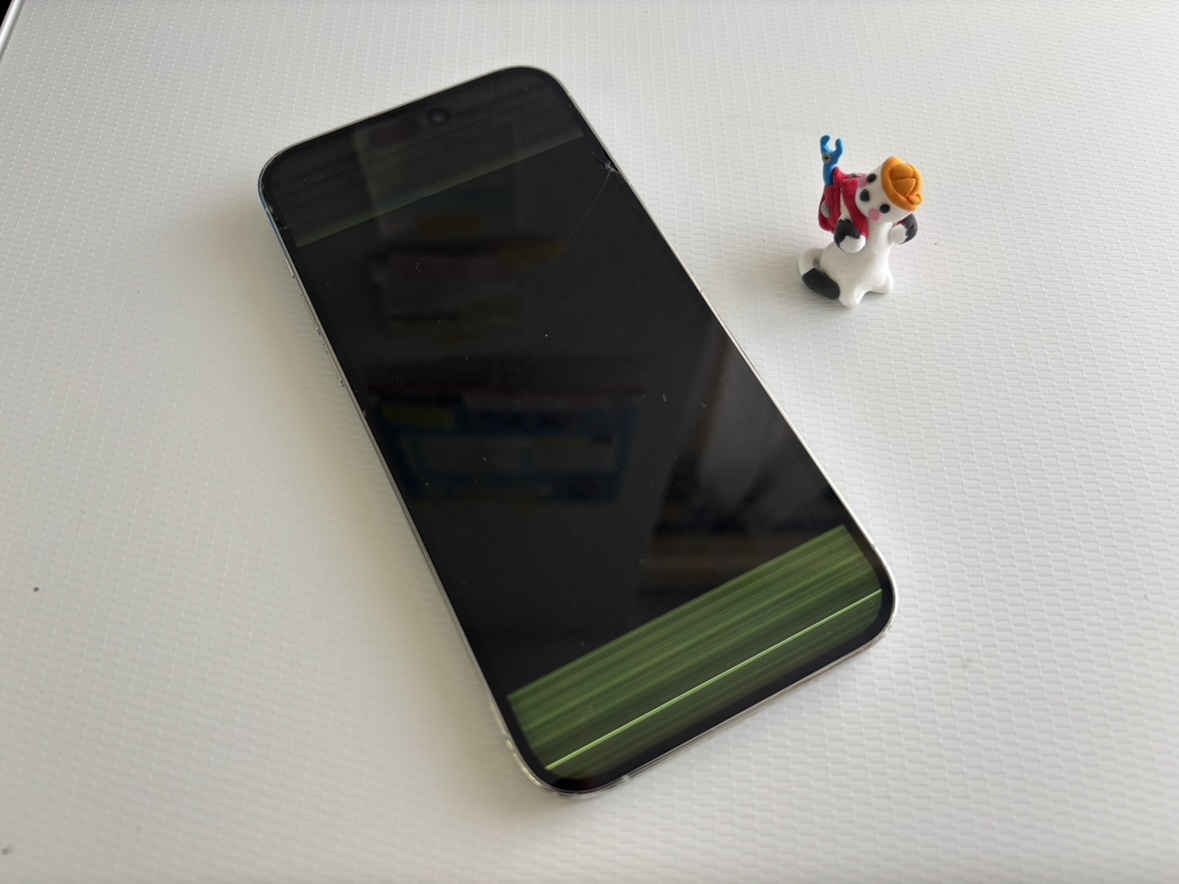 【中央林間店】iPhone14ProMax液晶交換