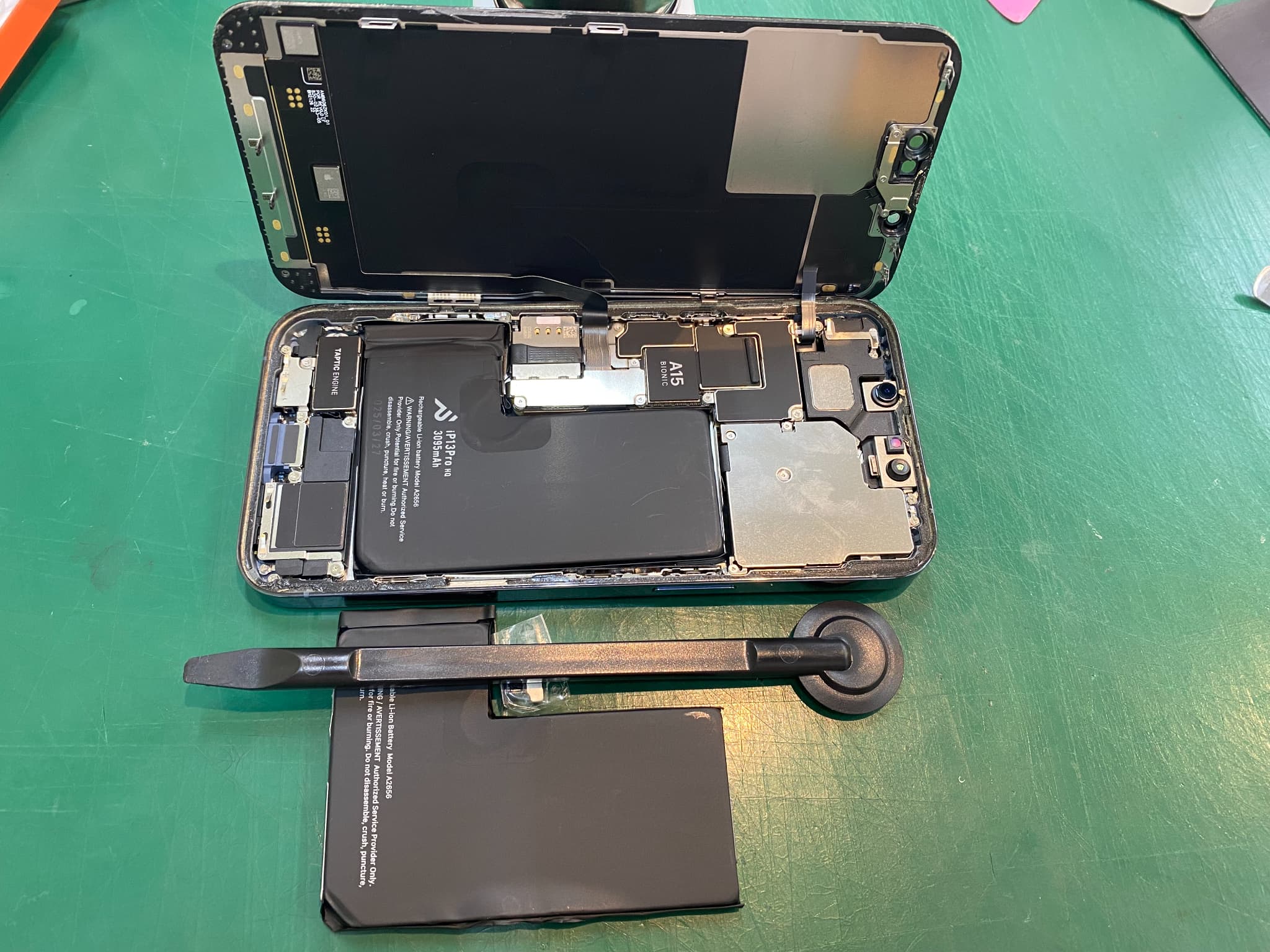 iPhone13Proのバッテリー交換対応をさせて頂きました　-スマホ修理工房和光駅前店-