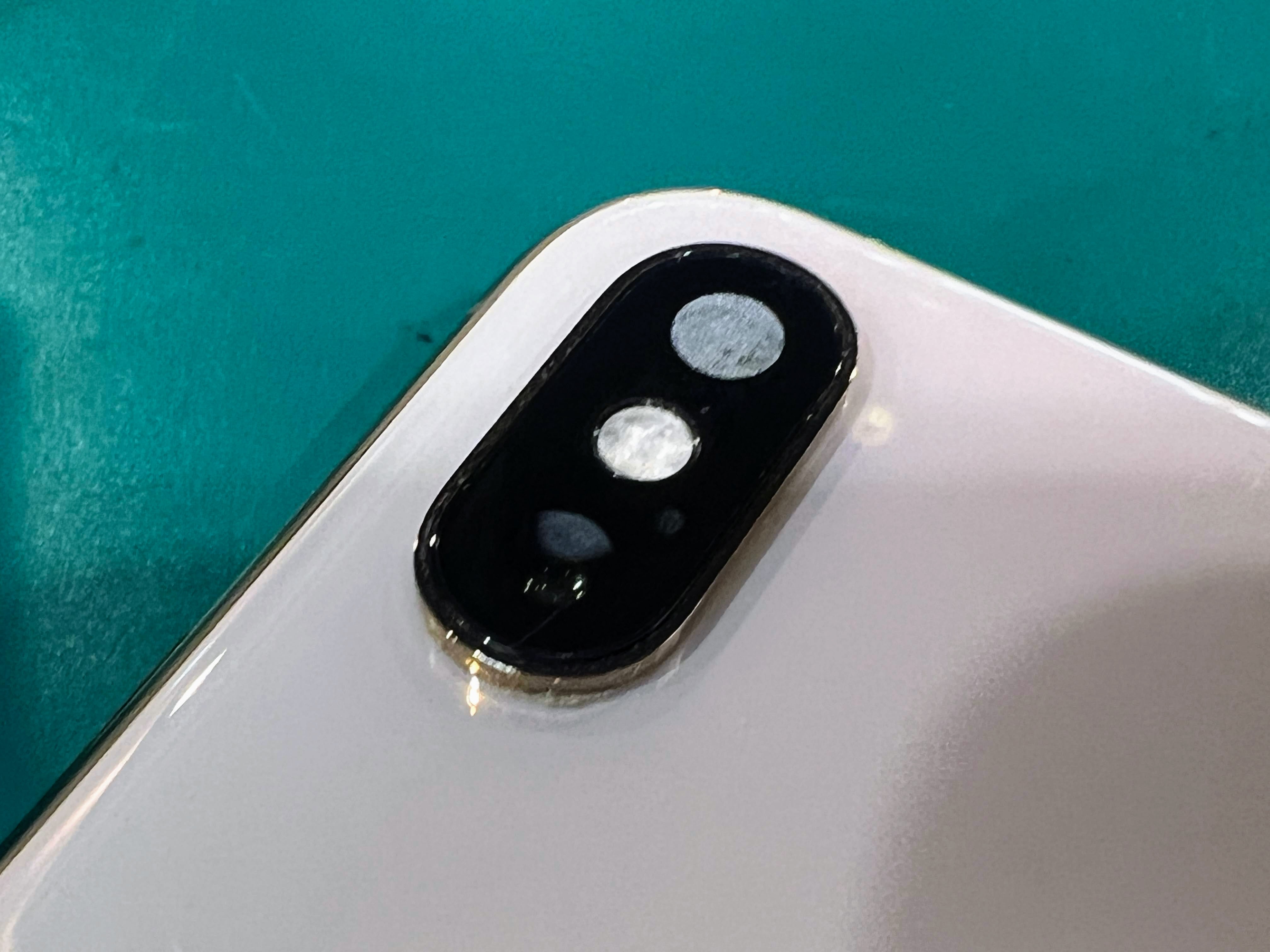 iPhone XS（アイフォン）水没復旧でリンゴループ解消＆データ確保！120分でひとまず起動【スマホ修理工房ペリエ千葉店】