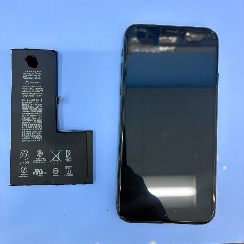 iPhoneXS バッテリー交換