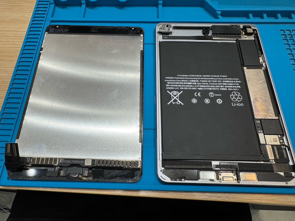 iPadmini4（アイパッドミニ4）のバッテリー交換をさせて頂きました。【スマホ修理工房池袋P’パルコ店】