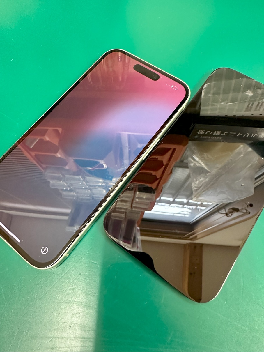 iphone15画面修理【スマホ修理工房熊谷店】