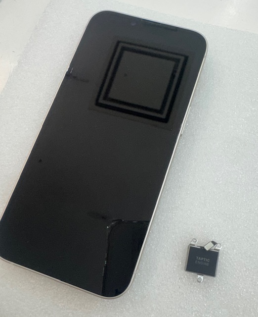✨📱iPhone14バイブレータ―交換📱✨