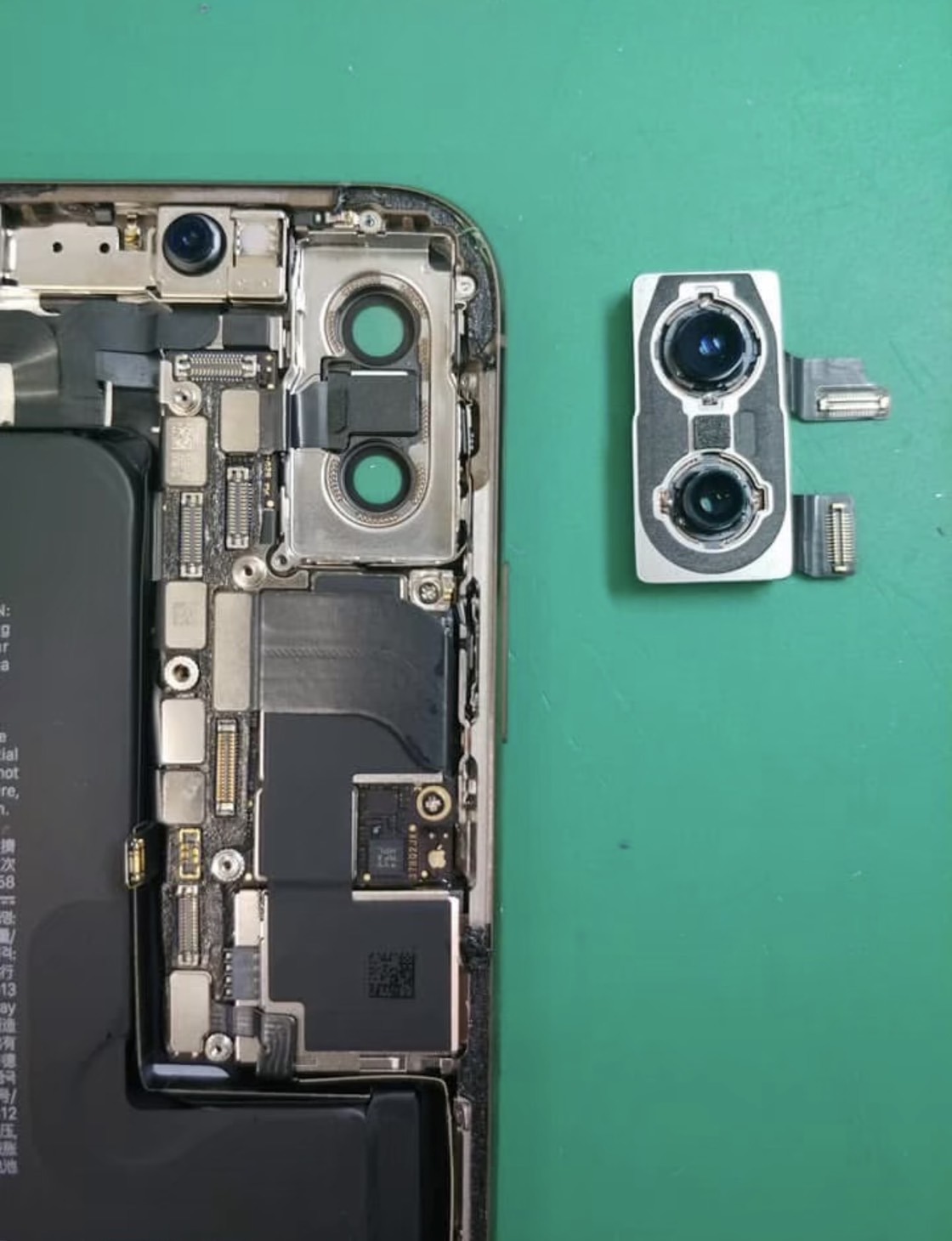 iPhoneXSMaxアウトカメラ交換【京王アートマン府中店】