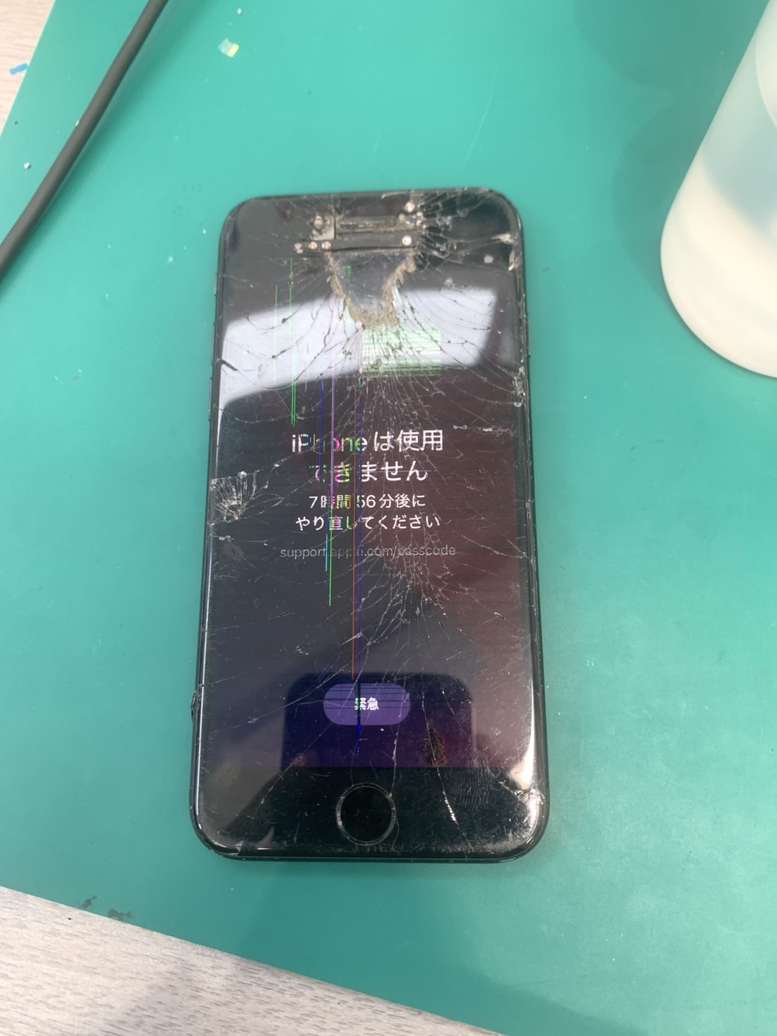 iPhoneSE(第3世代) ガラス割れ・画面修理【スマホ修理工房 調布パルコ店】