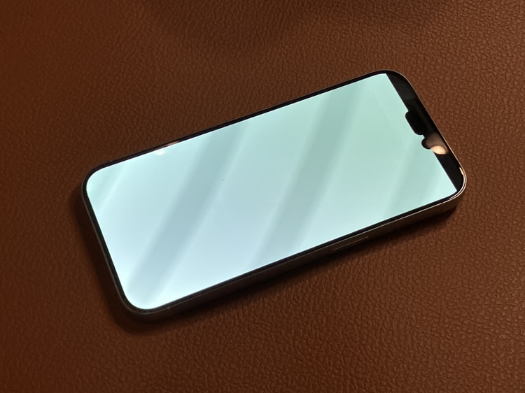 画面が映らなくなってしまったiPhone15（アイフォン）の画面交換修理を承りました