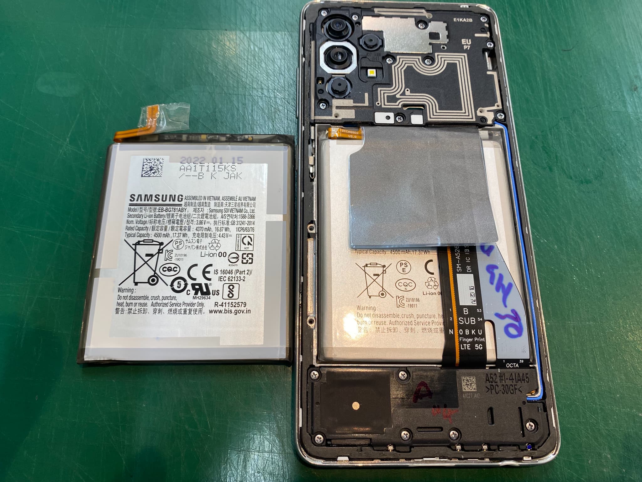 Galaxy　A52　バッテリー交換対応　-スマホ修理工房和光駅前店-