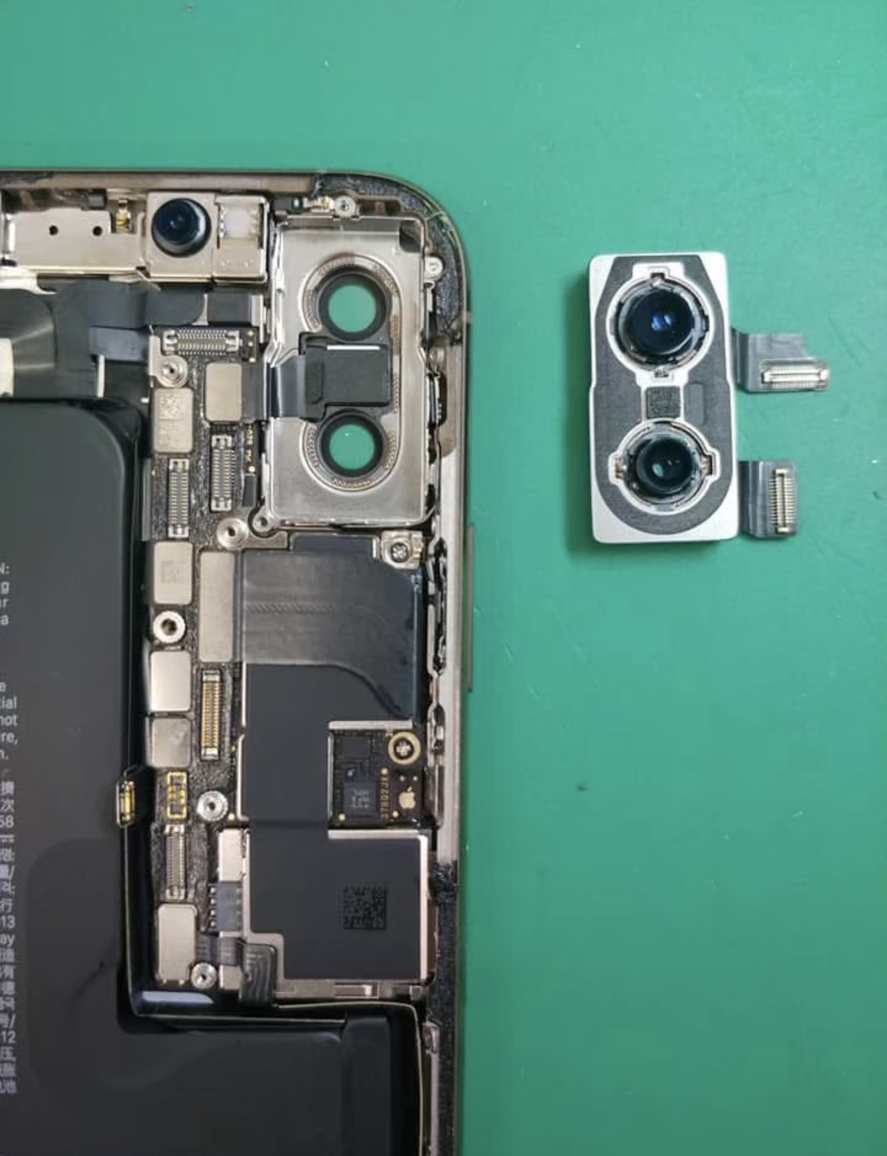 iPhone XSMAX(アイフォンXSMAX) リアカメラ交換【中央林間店】