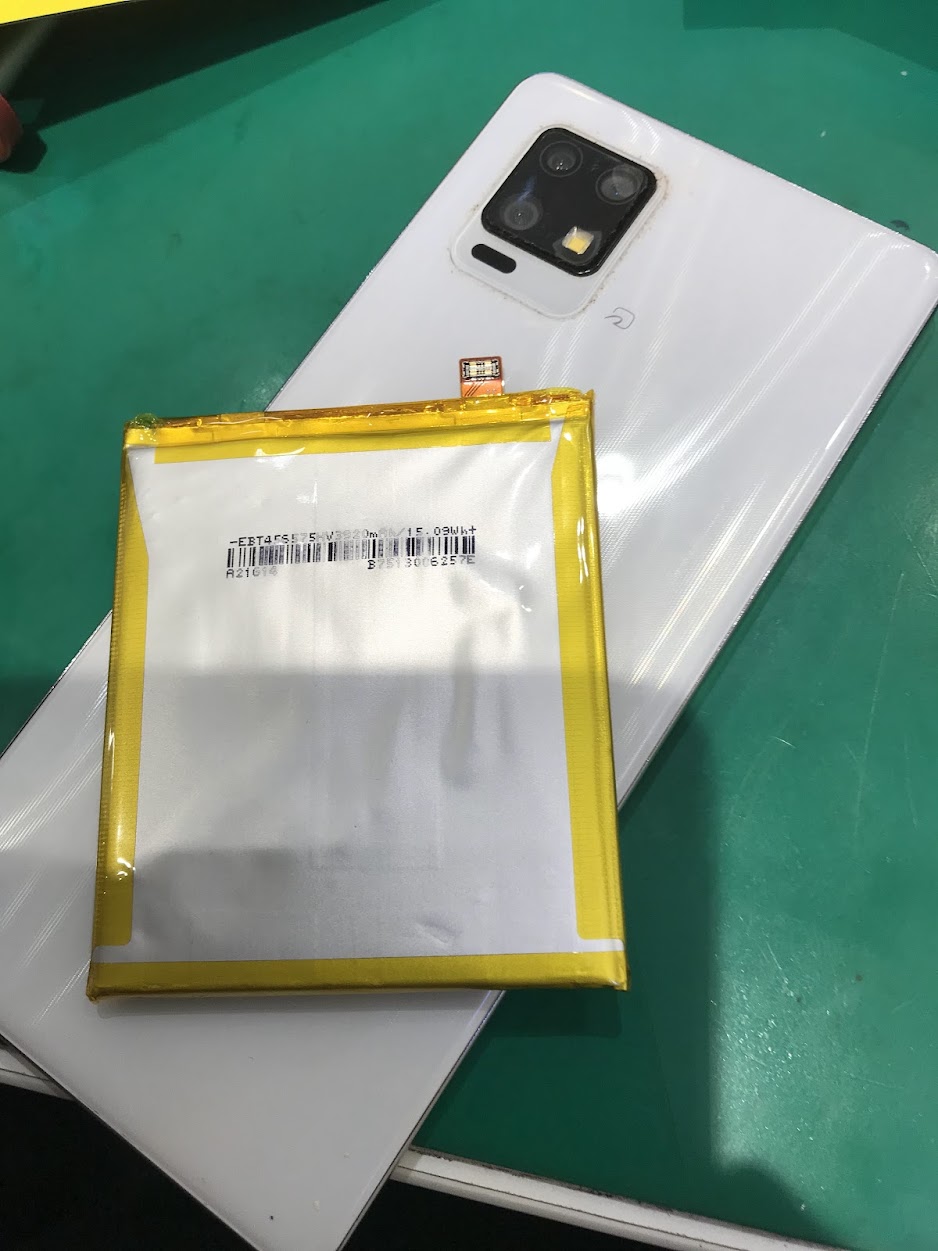 【AQUOS Zero6 バッテリー膨張交換🔋】