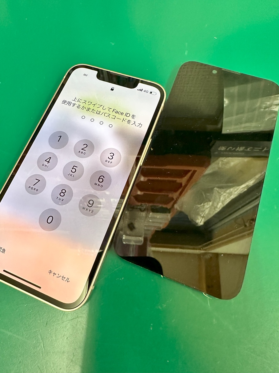 画面が緑色になっても修理はできます【スマホ修理工房熊谷店】