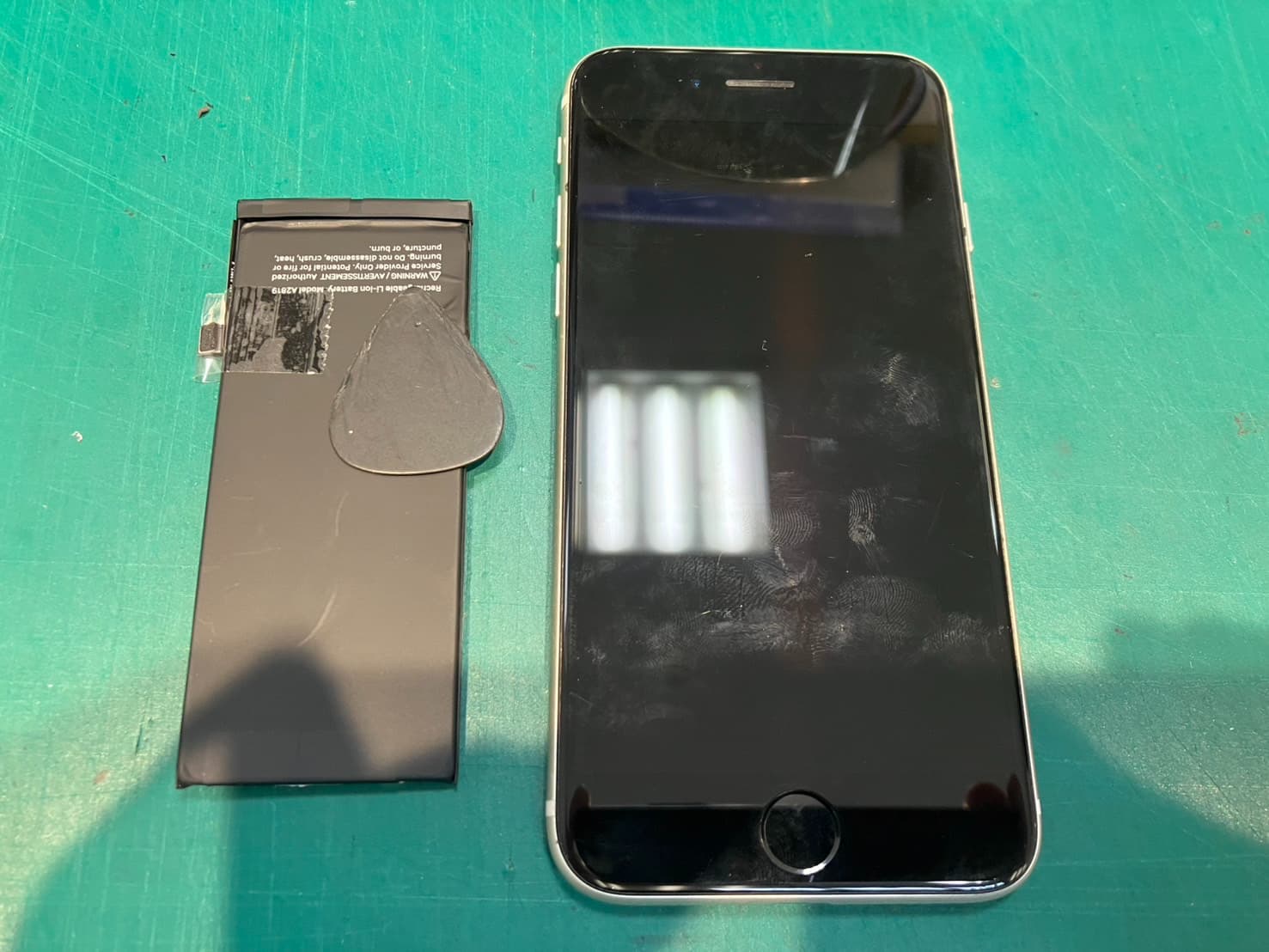 iPhoneSE3のバッテリー交換対応いたしました　-スマホ修理工房浦和パルコ店-