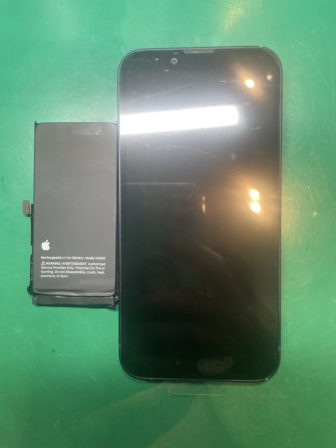 バッテリーの減りが早い！　iPhone 13mini　バッテリー交換修理【スマホ修理工房ミーツ国分寺店】