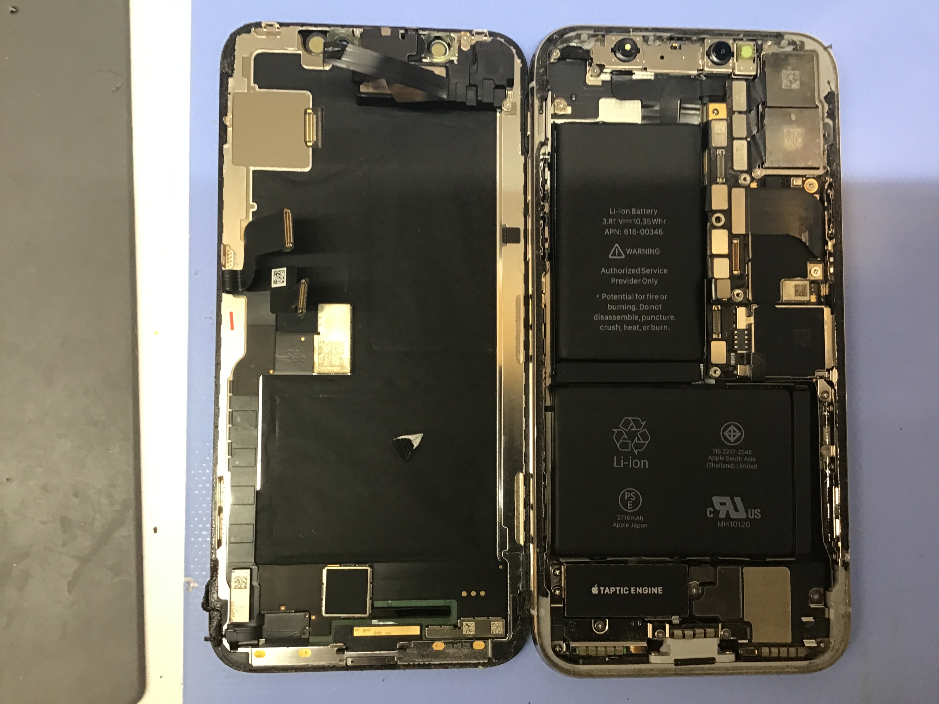 iPhoneXのバッテリー交換は、データそのまま・即日修理のスマホ修理工房イーアス高尾店へ！