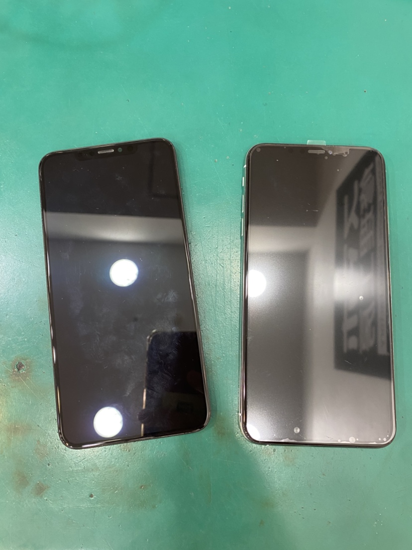 iPhoneXSMaxの画面交換修理を行いました！！スマホ修理工房テラスモール湘南店