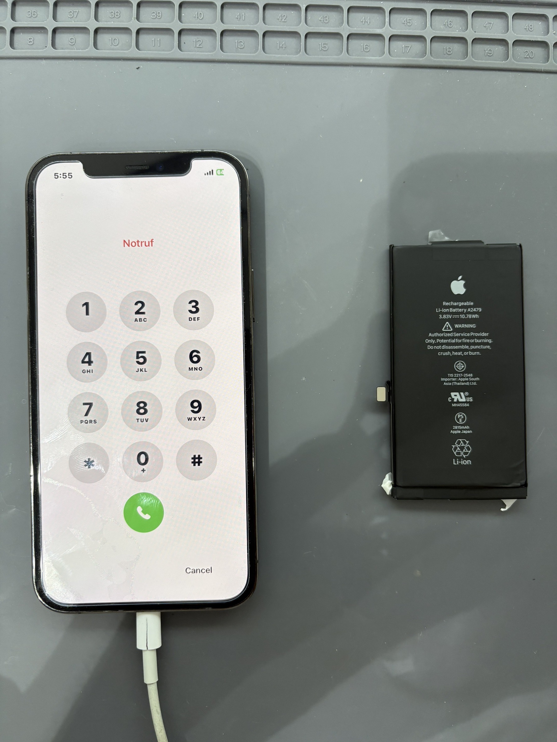 iPhone12Proの電池の減りが早い症状をバッテリー交換で改善！【スマホ修理工房大和店】