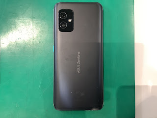 Zenfone8のバッテリー交換ならデータそのまま・最短即日修理のスマホ修理工房丸井錦糸町店へ!